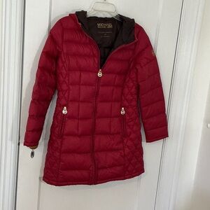 Michael Kors Women’s Warm Packable Down Coat, burgundy, size M, 3/4 length